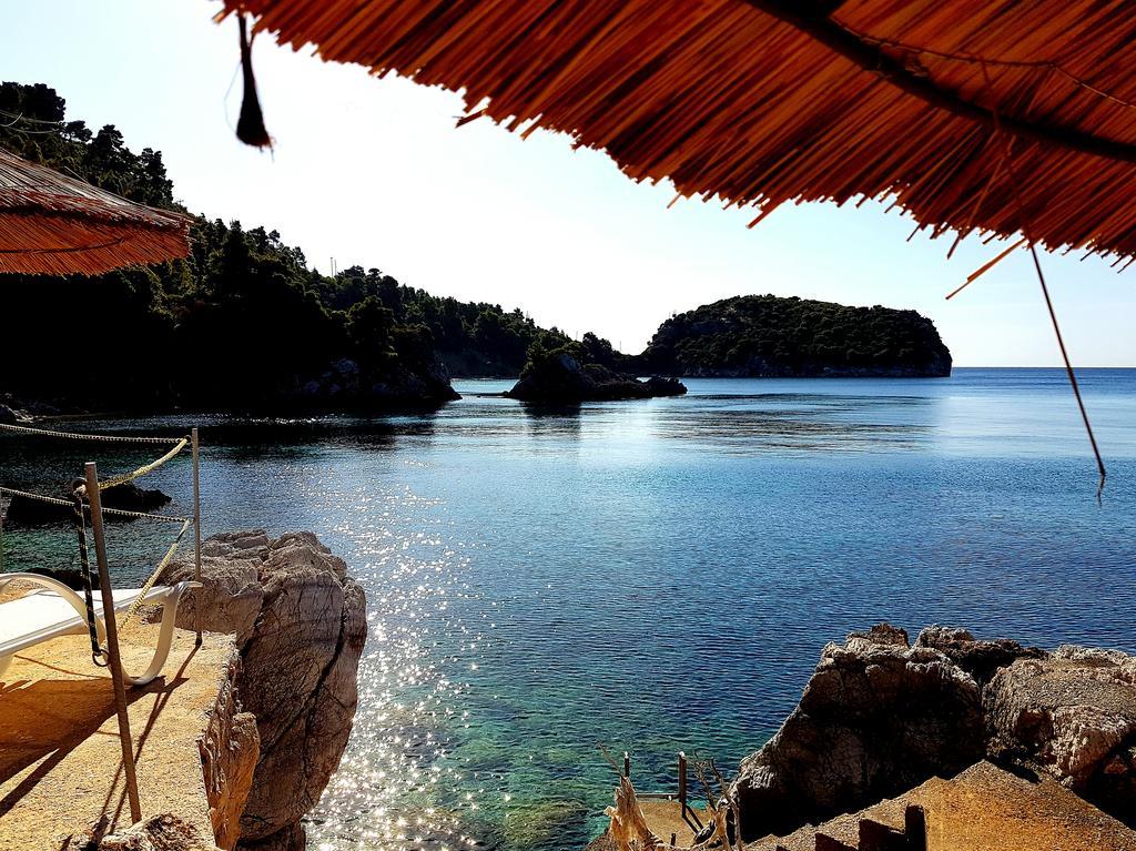 Mando Beachfront Stafylos Eksteriør bilde