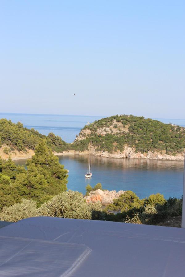 Mando Beachfront Stafylos Rom bilde